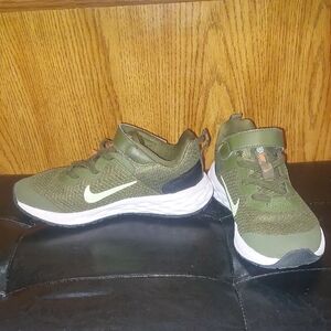 Nike Kids Olive Green Sneakers